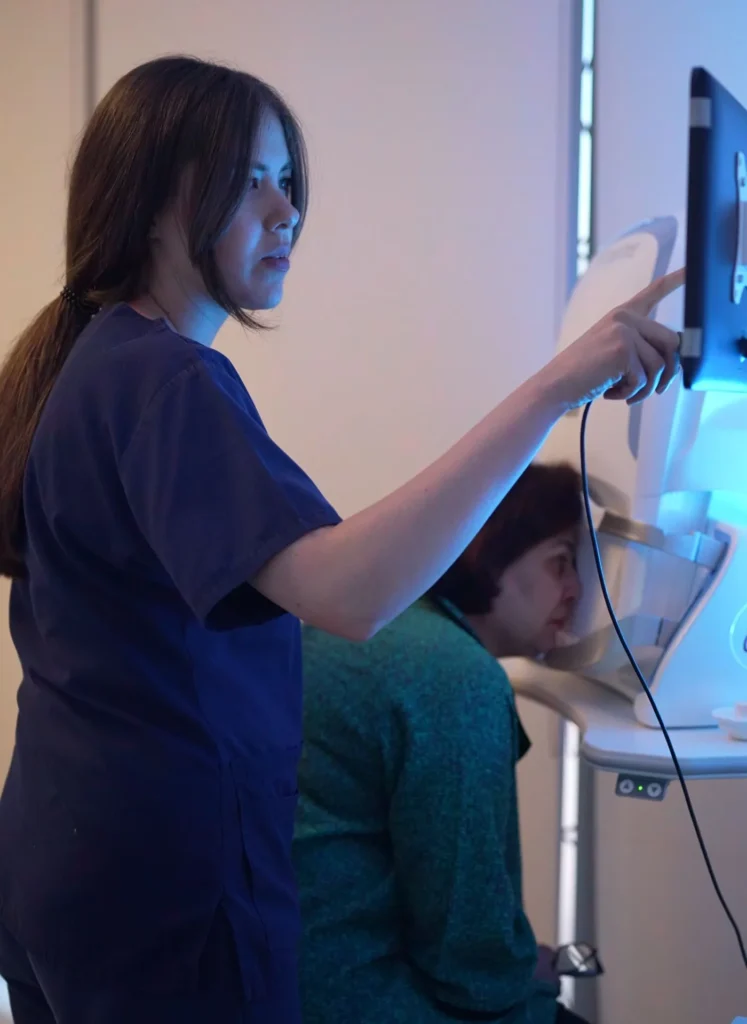 Dr. Hassan A. Aziz - Ophthalmologist in Dubai and Abu Dhabi - Ophthalmologist in Abu Dhabi